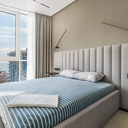 Апартаменты Luxury Waterfront 3-bedrooms